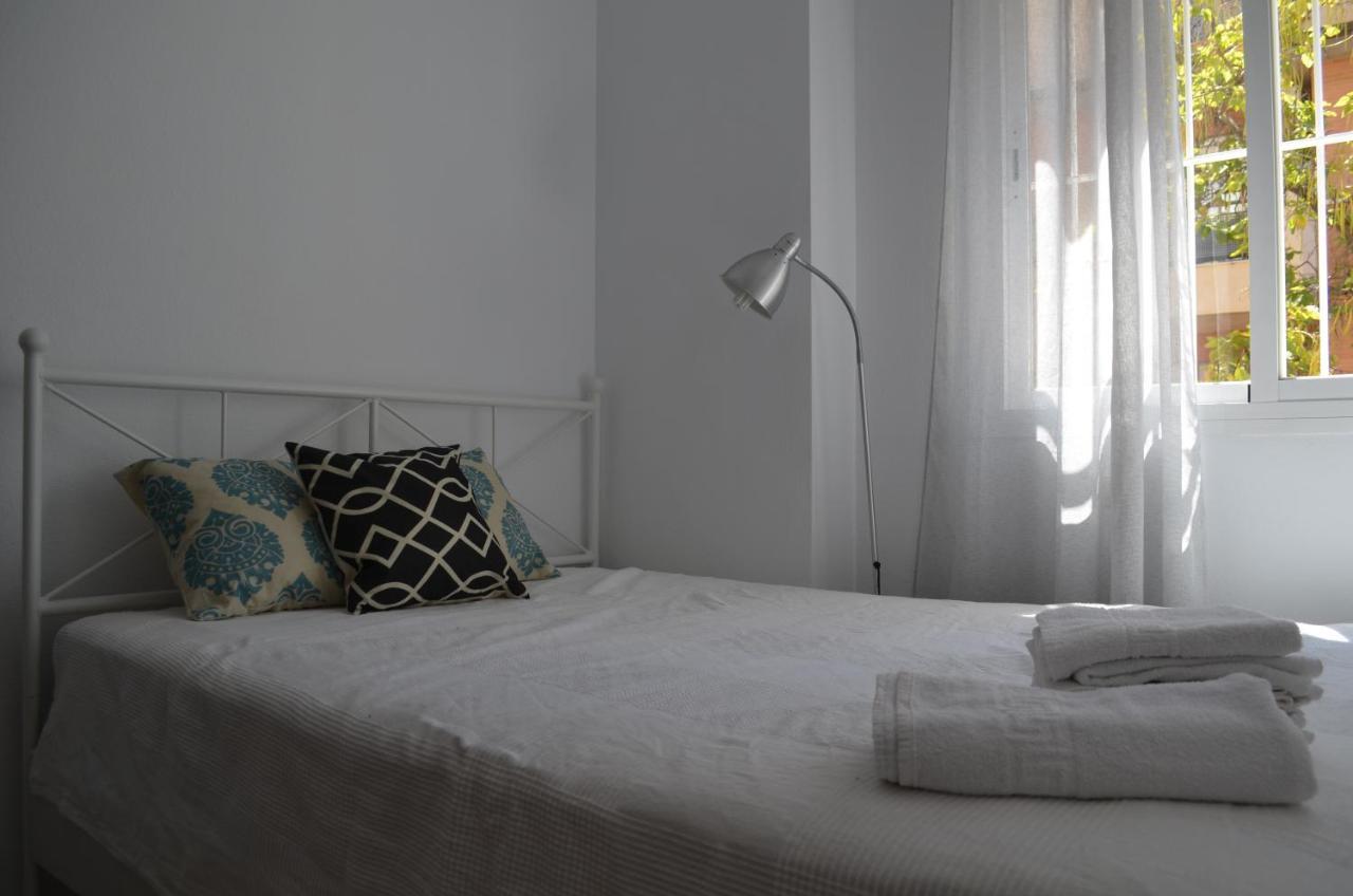 Apartamento Bonito Zona Hospital y Centro Comercial Lagoh Sevilla Exterior foto