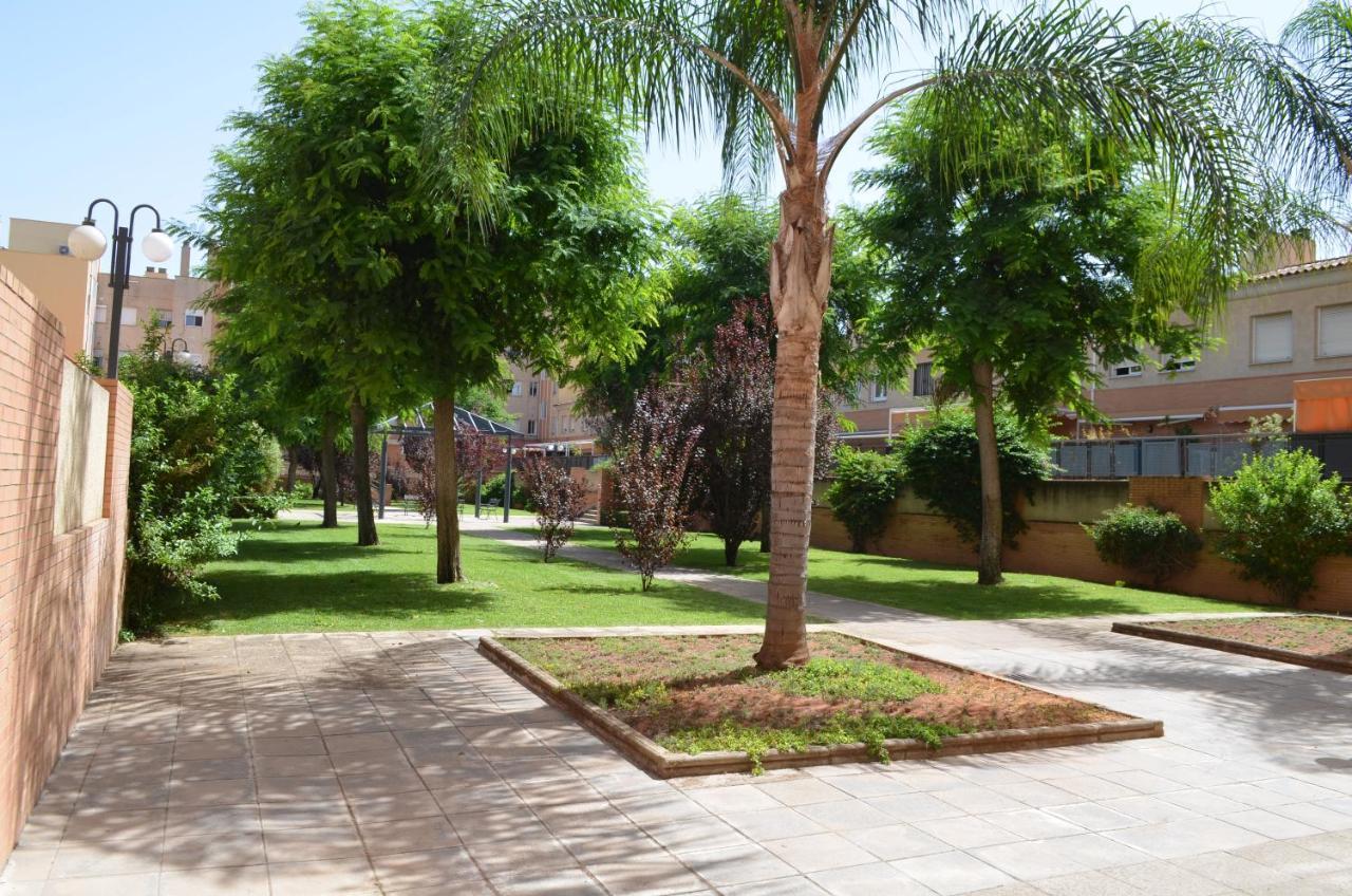 Apartamento Bonito Zona Hospital y Centro Comercial Lagoh Sevilla Exterior foto